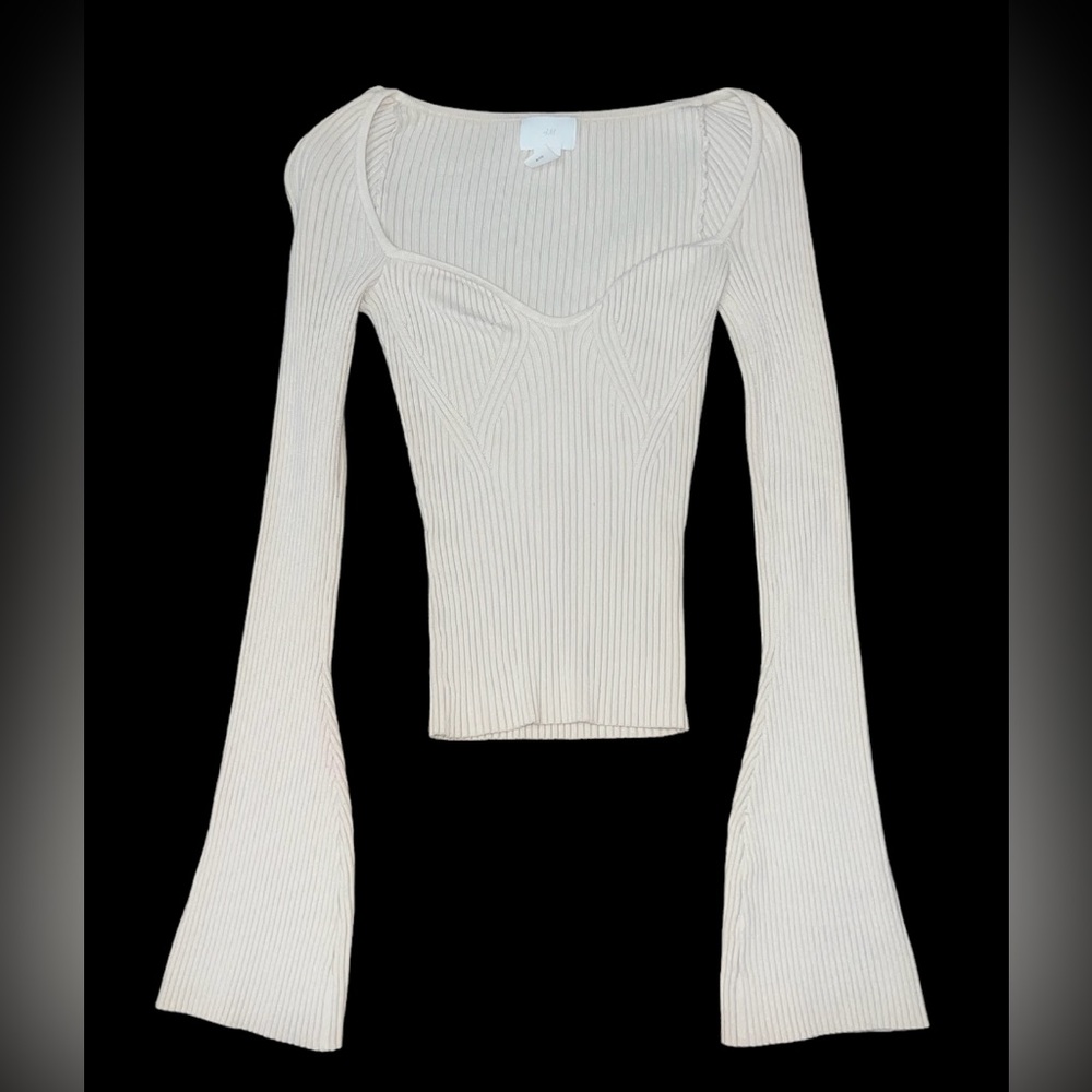 H&M bell bottom sleeve long sleeve